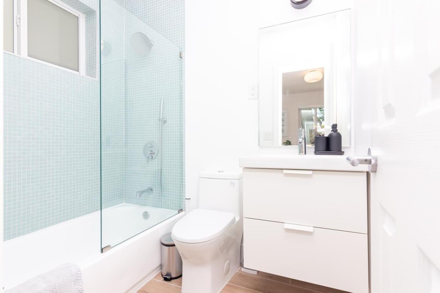 Newly Renovated Stylish Studio In El Portal #2 ميامي المظهر الخارجي الصورة